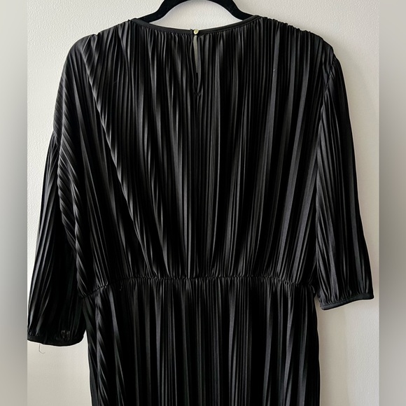 Black Cocktail H&M Dress - Picture 5 of 6